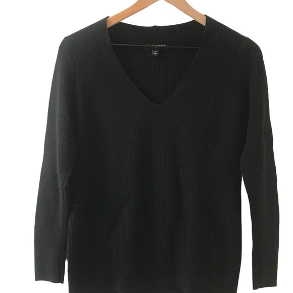 Banana Republic Sweaters - Banana Republic Factory Black Wool Blend V-neck Sweater - Medium